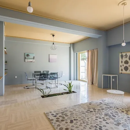 Large Apartment Ideal For 5 Athens Exterior photo