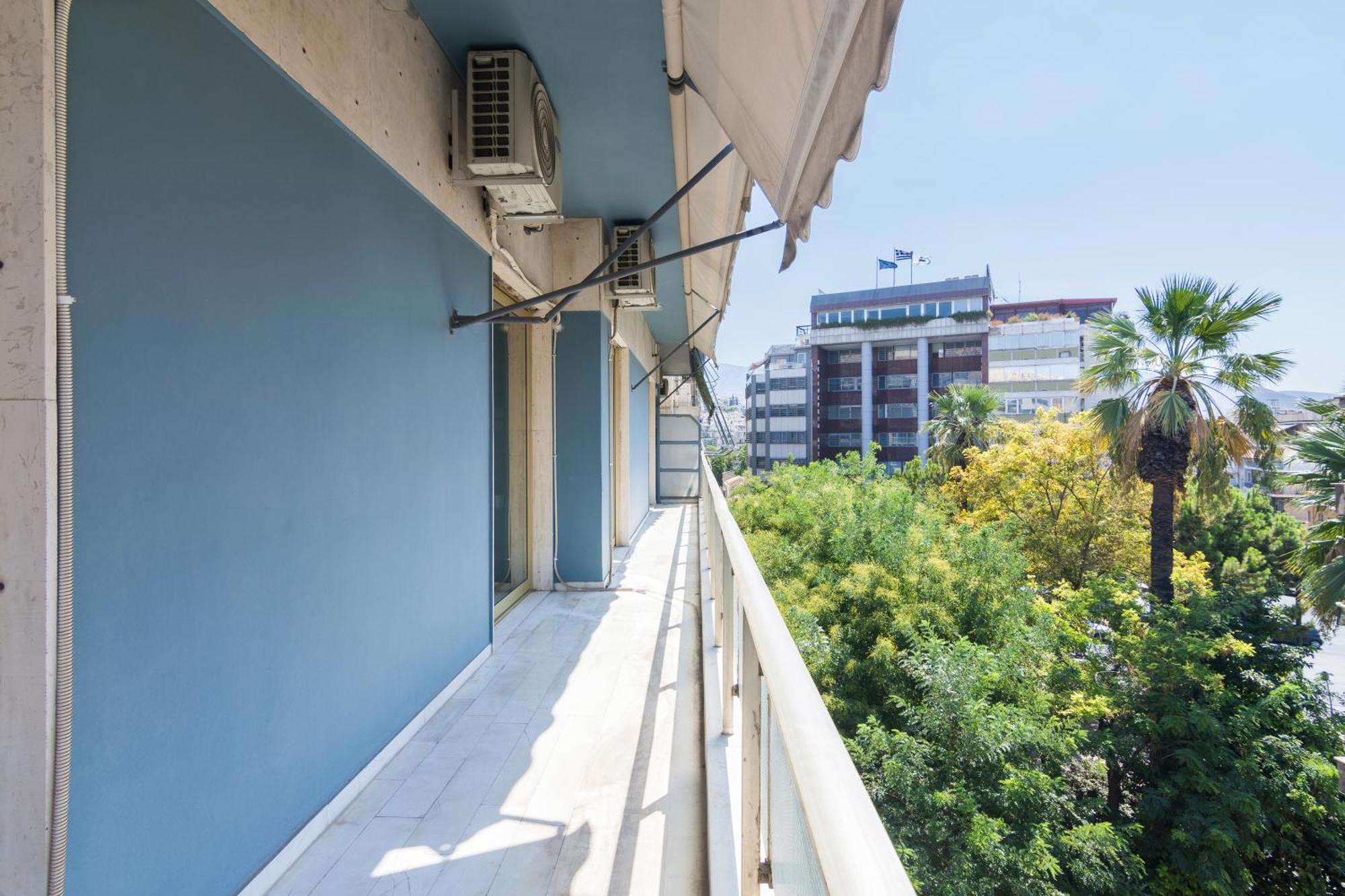 Apartment Large Ideal For 5 *