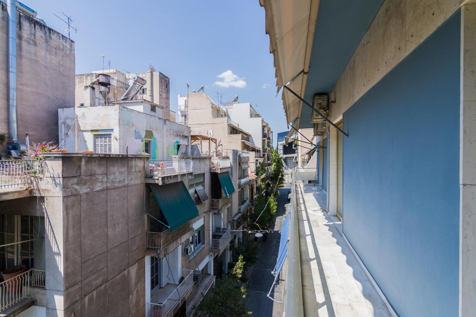 Apartment Large Ideal For 5 Athen