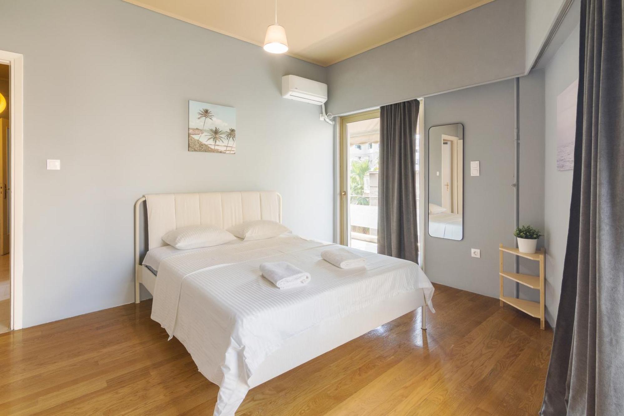 Large Ideal For 5 Atene